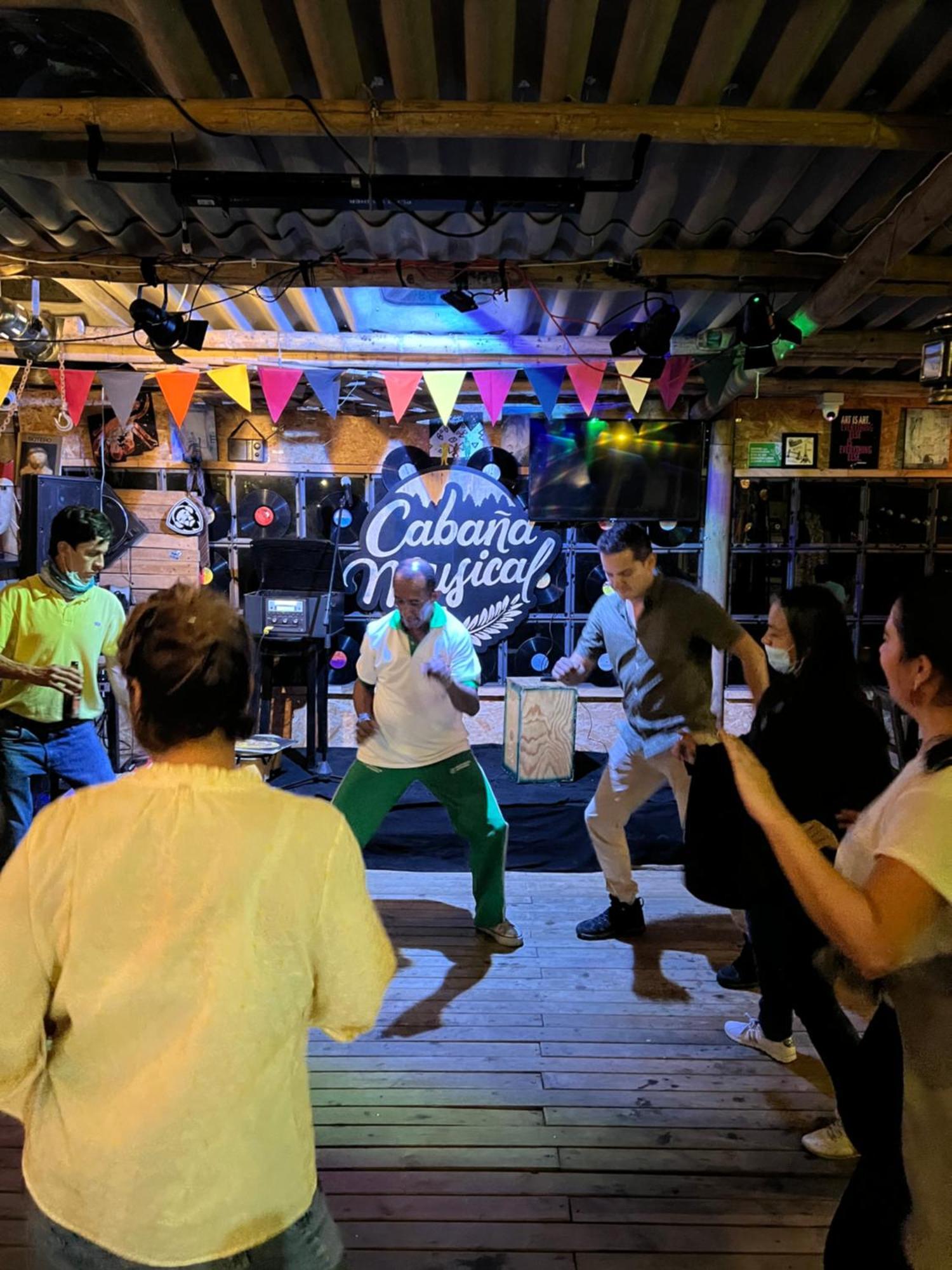 La Cabana Musical Medellín Exterior foto
